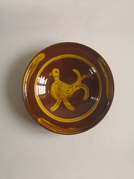 http://www.poteriedesgrandsbois.com/files/gimgs/th-33_SRV008-01-poterie-médiéval-des grands bois-service de table.jpg